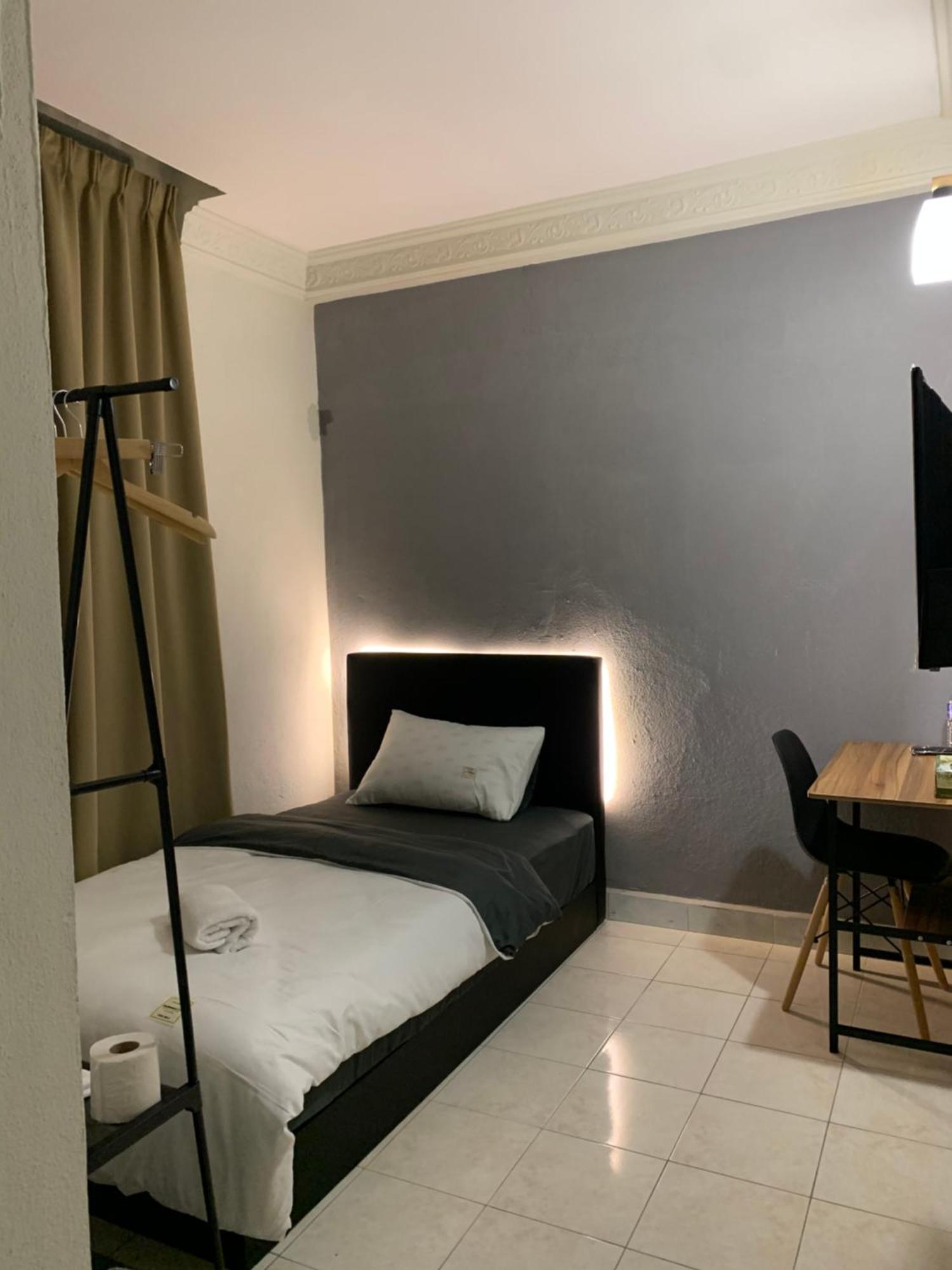 Andiana Hotel & Lodge - Kota Bharu City Centre ภายนอก รูปภาพ